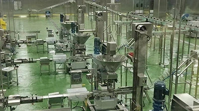 Ligne de production de viande en conserve